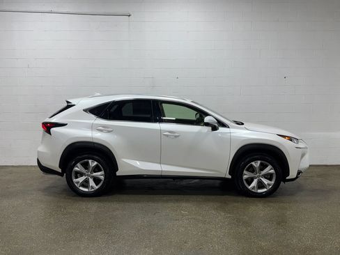 Used 2017 Lexus NX 200t AWD w/ Premium Package image 2