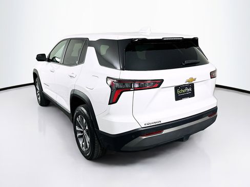 Used 2025 Chevrolet Equinox LT image 5