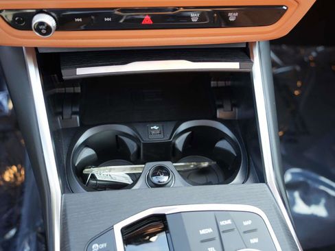 New 2026 BMW 330i Sedan w/ M Sport Package image 23