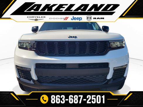 Used 2023 Jeep Grand Cherokee L Limited w/ Black Appearance Package RWD image 2