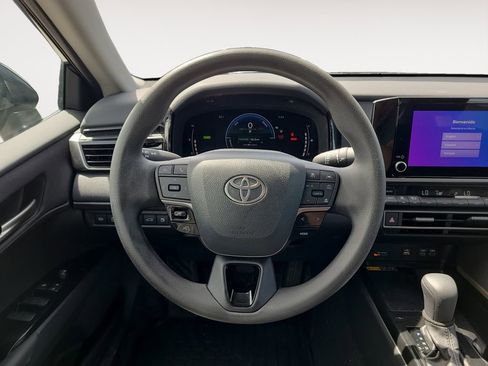 Used 2025 Toyota Camry LE FWD image 12