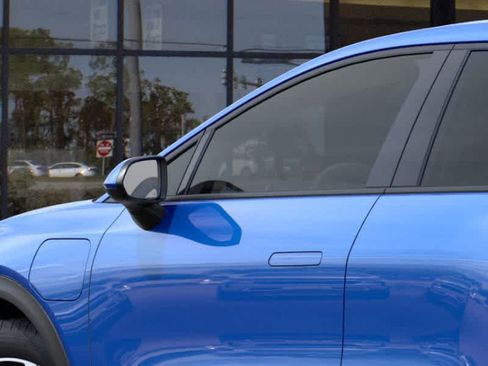 New 2026 Chevrolet Equinox EV LT image 12