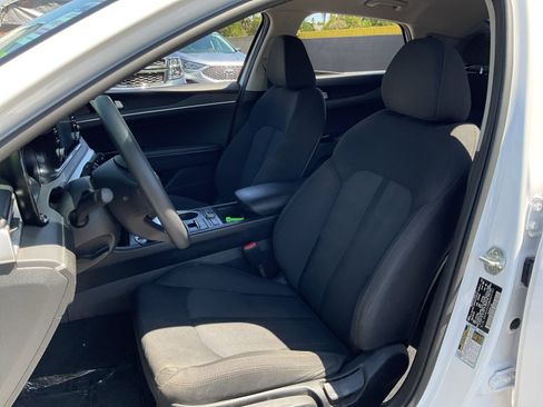 Used 2021 Kia K5 LXS FWD image 18