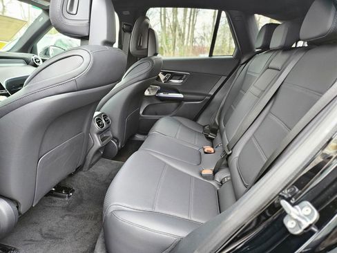 New 2026 Mercedes-Benz GLC 300 4MATIC image 14