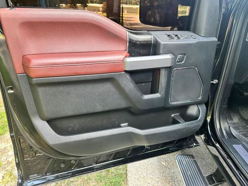 Used 2018 Ford F350 Platinum w/ Platinum Ultimate Package AWD/4WD image 9