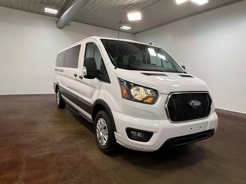 Used 2023 Ford Transit 350 XLT image 34