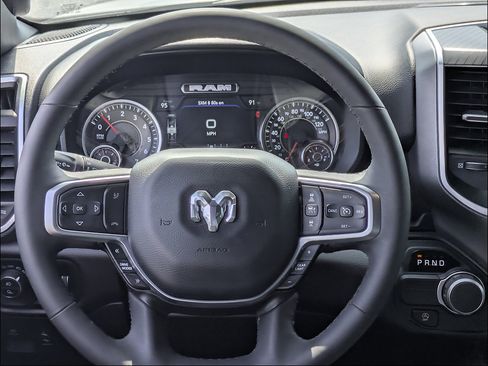 Used 2025 RAM 1500 Big Horn RWD image 19