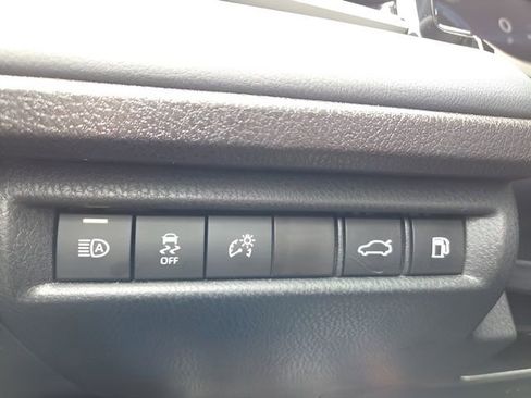 Used 2025 Toyota Camry XSE FWD image 21