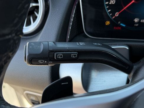 Used 2021 Mercedes-Benz GLB 250 4MATIC image 20