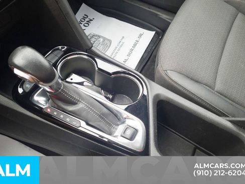 Used 2023 Buick Encore GX Select w/ Sport Touring Package image 24