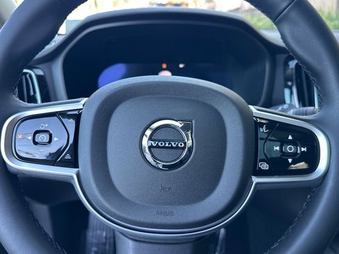 New 2026 Volvo V60 B5 Cross Country Plus w/ Climate Package AWD/4WD image 26