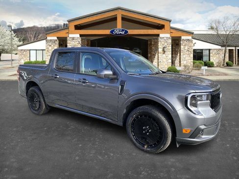 New 2026 Ford Maverick Lobo image 3