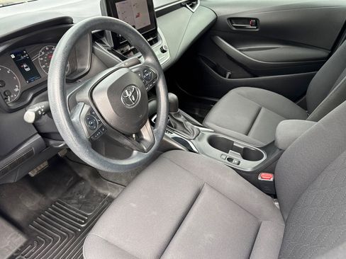 Used 2024 Toyota Corolla LE FWD image 11