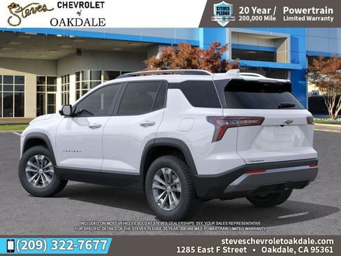 New 2026 Chevrolet Equinox LT w/ Safety and Technology Package FWD image 3