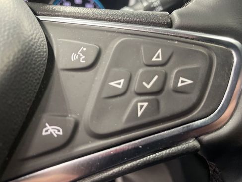 Used 2024 Chevrolet Equinox LT image 23