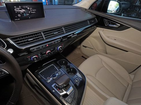 Used 2019 Audi Q7 3.0T Premium Plus AWD/4WD image 31