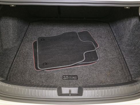 Certified 2022 Volkswagen Jetta GLI Autobahn FWD image 14