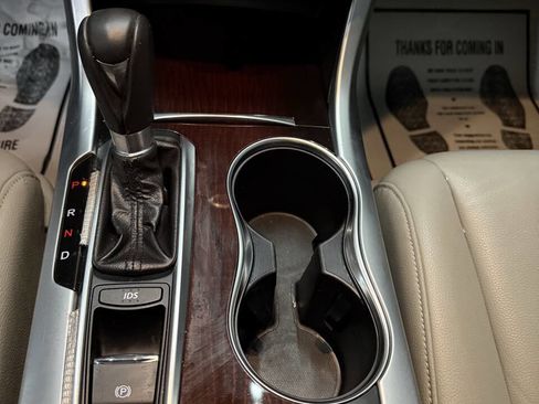 Used 2015 Acura TLX image 18