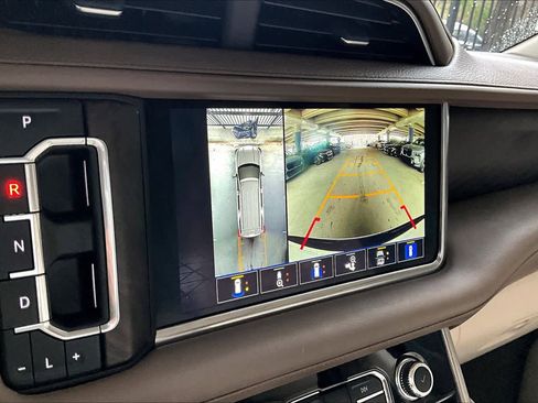 Used 2024 GMC Yukon Denali image 26