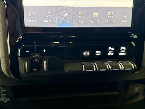 New 2026 RAM 2500 Tradesman AWD/4WD image 36