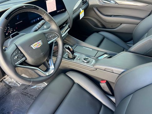 Used 2026 Cadillac CT5 Sport w/ Technology Package RWD image 9