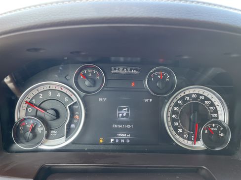 Used 2018 RAM 3500 Laramie image 20