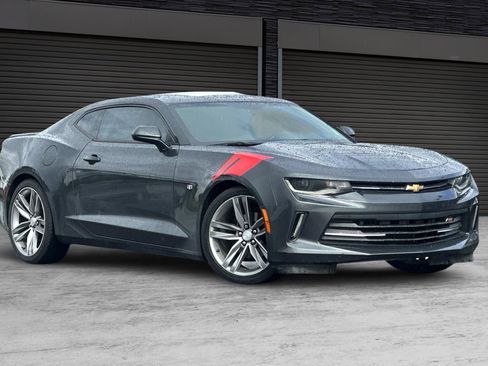 Used 2017 Chevrolet Camaro LT image 2