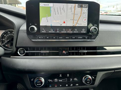 Used 2022 Mitsubishi Outlander SEL image 12