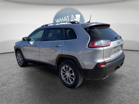Used 2021 Jeep Cherokee Latitude Lux w/ Comfort/Convenience Group image 6