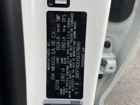 Used 2025 Kia K4 LXS image 28