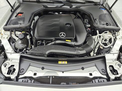 Used 2022 Mercedes-Benz E 350 Sedan w/ Driver Assistance Package image 16