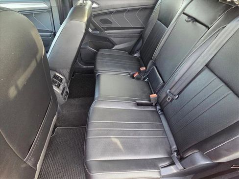 Certified 2024 Volkswagen Tiguan SE R-Line image 18