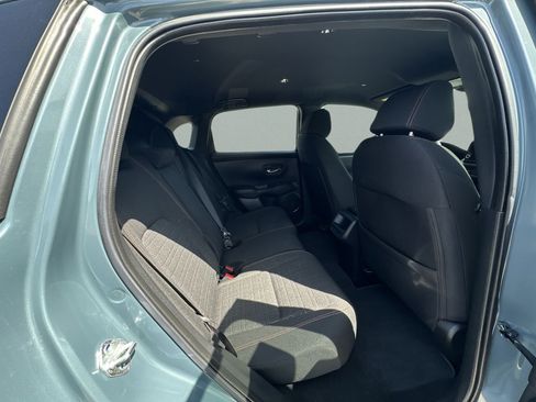 Used 2025 Honda HR-V Sport image 33