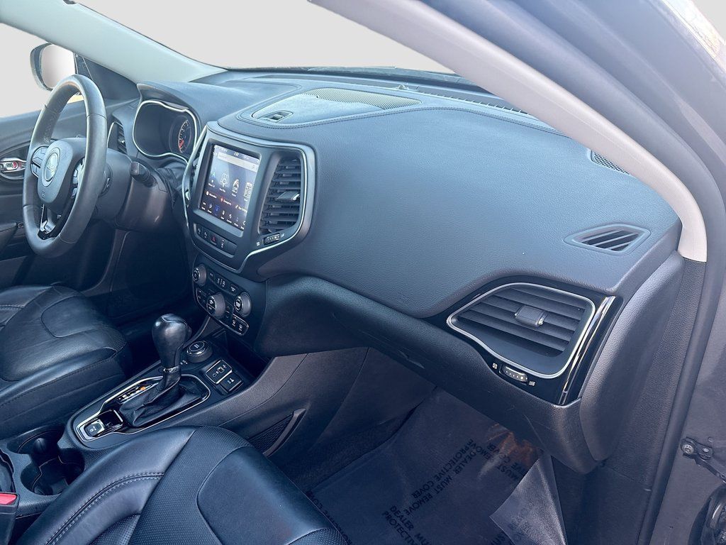 Used 2023 Jeep Cherokee Altitude Lux AWD/4WD image 27
