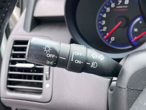 Used 2011 Acura RDX SH-AWD image 31
