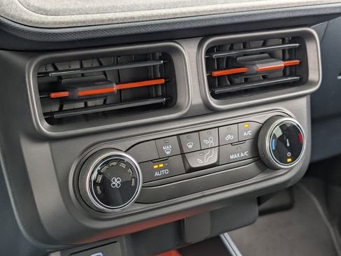 Used 2023 Ford Maverick XLT w/ Equipment Group 300A Standard image 17