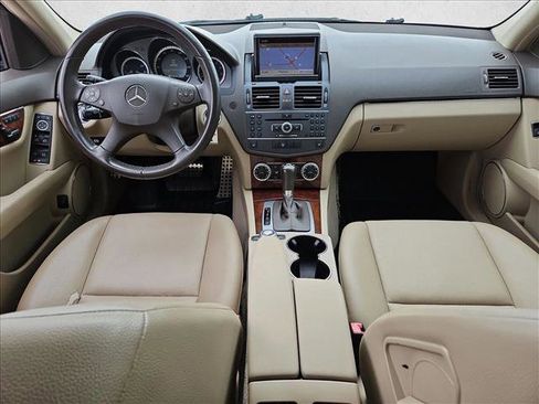 Used 2011 Mercedes-Benz C 300 Sport image 18