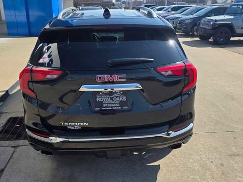 Used 2019 GMC Terrain Denali w/ Advanced Safety Package image 7