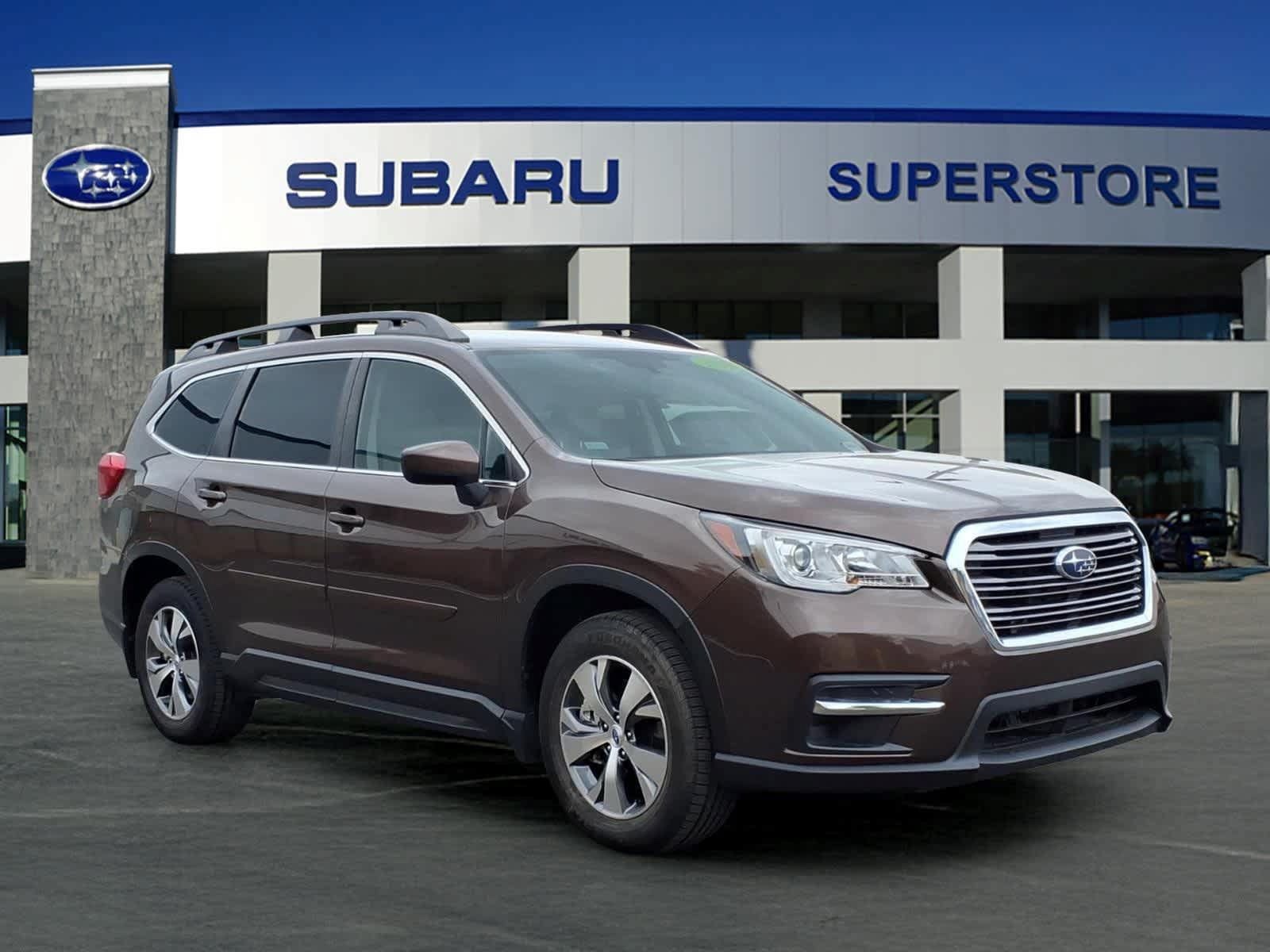 Used 2020 Subaru Ascent Premium w/ Convenience Package AWD/4WD image 1