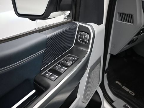 Certified 2022 Ford F150 Limited AWD/4WD image 11