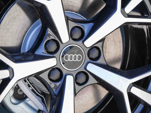 New 2026 Audi Q3 quattro 2.0T AWD/4WD image 15
