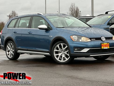 Used 2017 Volkswagen Golf Alltrack SEL image 1