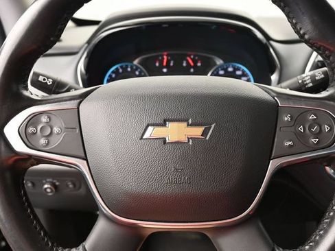 Used 2020 Chevrolet Traverse LT w/ LT Premium Package FWD image 30