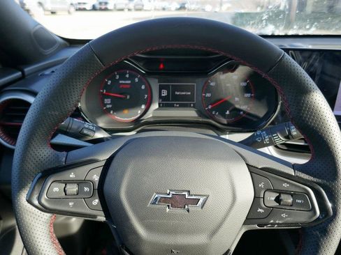 New 2026 Chevrolet Trax RS w/ Sunroof Package image 18