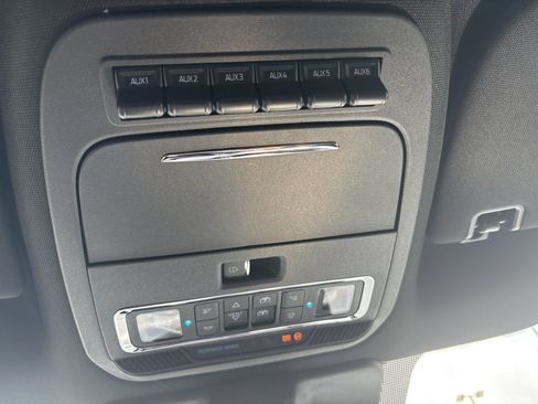 New 2026 Ford F250 Platinum AWD/4WD image 11