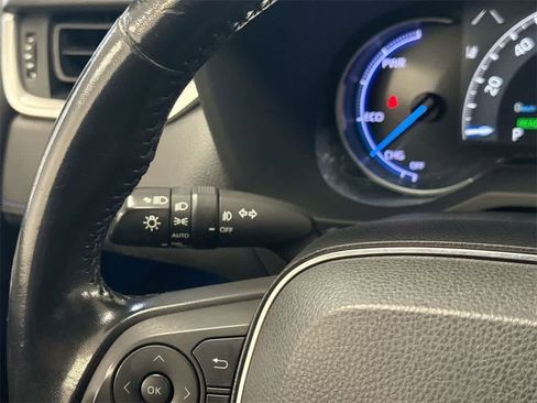 Used 2019 Toyota RAV4 XSE image 28