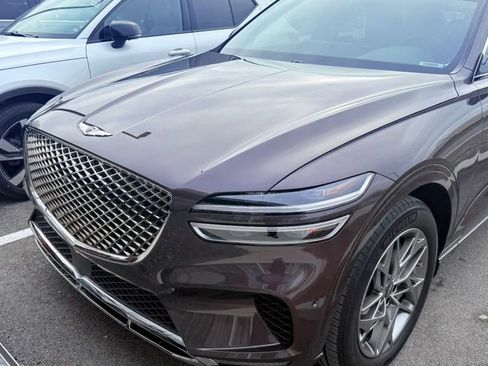 Used 2023 Genesis GV70 2.5T w/ Advanced Package image 1