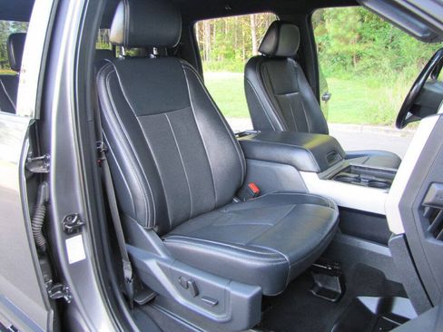 Used 2022 Ford F250 Lariat w/ Lariat Value Package AWD/4WD image 23