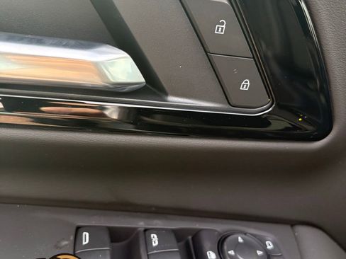 New 2026 Chevrolet Tahoe LS w/ LS Custom Edition AWD/4WD image 24