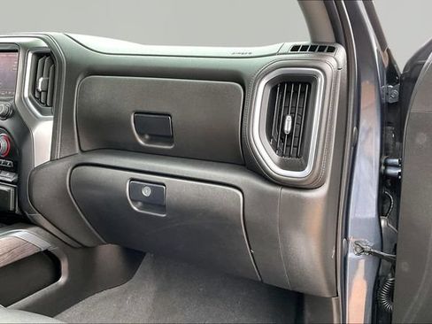Used 2022 Chevrolet Silverado 1500 LTZ w/ LTZ Premium Package AWD/4WD image 18
